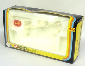C1142b6043