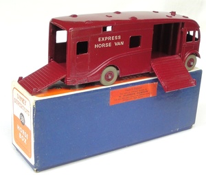 D581a552