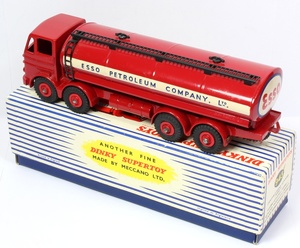 D943g311