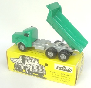 S303f541
