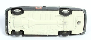 T732f9402