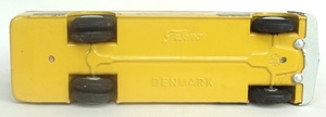 T850b1942