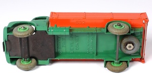 D418m982