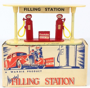 Wardie filling station w344