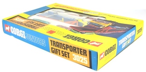 Corgi gift set 3025 transporter x374