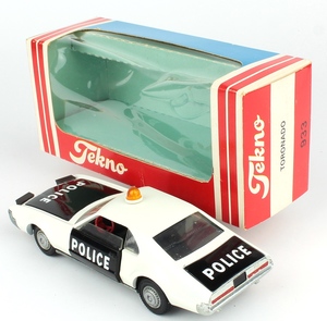 Tekno 933 toronado x1071