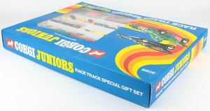 Corgi juniors 3028 race track gift set x3503