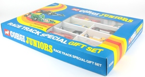 Corgi juniors 3028 race track gift set x3502