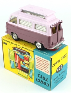 Corgi 420 ford thames caravan x4091