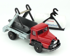 French dinky 805 unic multi skip gas tanker x9241