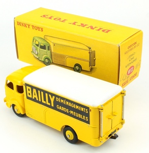 French dinky 33n simca bailly yy301