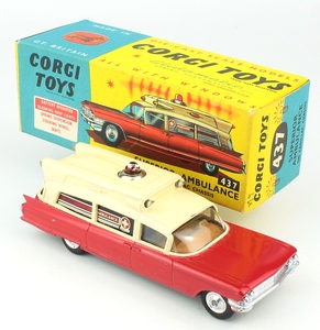 Corgi 437 superior ambulance yy116