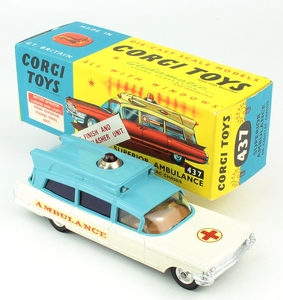 Corgi 437 superior ambulance yy117