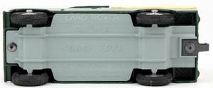 Corgi 438 landrover yy2042