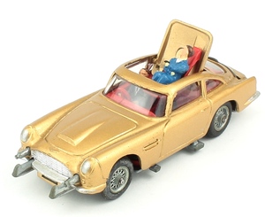 Corgi 261 james bond aston martin yy2912