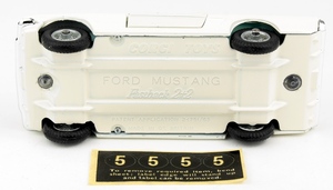 Corgi 325 mustang comptition yy3143