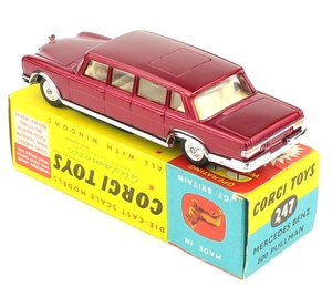 Corgi 247 mercedes pullman yy3171