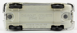 Corgi 310 chevrolet corvette sting ray yy3612