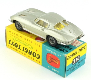 Corgi 310 chevrolet corvette sting ray yy3611