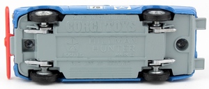Corgi 302 hillman hunter kangaroo yy3722