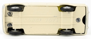 Corgi 234 ford consul classic yy4012
