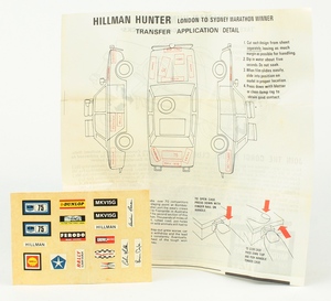 Corgi 302 hillman hunter kangaroo yy5263