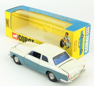 Corgi 273 rolls royce silver shadow yy5271