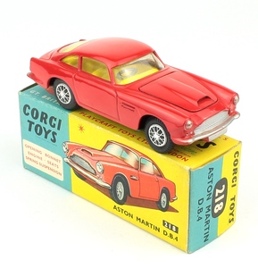 Corgi 218 aston martin yy570