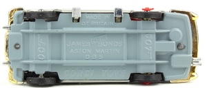 270 james bond aston martin db5 yy6592