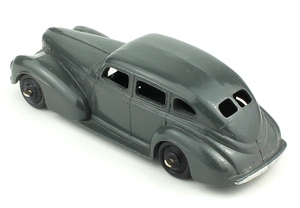 Dinky toys 39e chrysler royal sedan yy6501