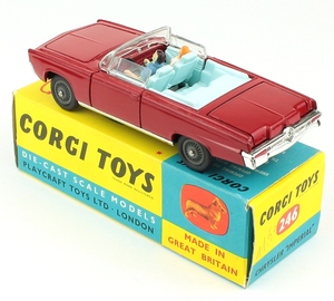 Corgi toys 246 chrysler imperial yy7121
