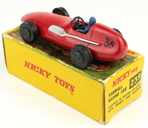 Nicky dinky toys 239 vanwall racing car yy7381