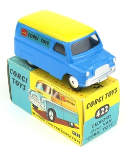 Corgi toys 422 bedford van yy767