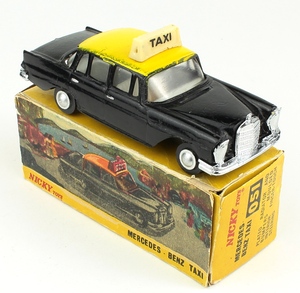Nicky toys dinky 051 mercedes taxi yy785
