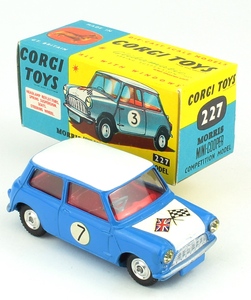 Corgi toys 227 mini cooper yy802