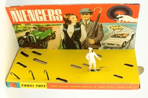 Corgi toys gift set 40 avengers yy8194