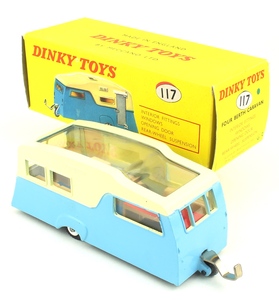 Dinky toys 117 four berth caravan yy868