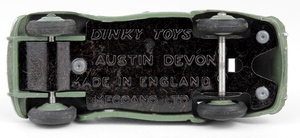Dinky toys 152 austin devon saloon yy8762