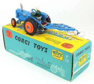 Corgi toys gift set 13 fordson tractor plough yy9451