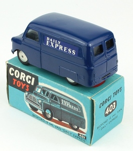 Corgi toys 403 daily express van yy9981