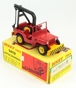 French dinky toys 1412d recovery jeep zz9
