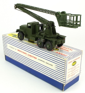 Dinky toys 267 missile servicing platform vehicle zz441