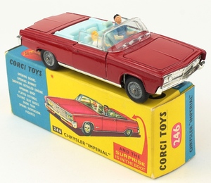 Corgi toys 246 chrysler imperial zz96