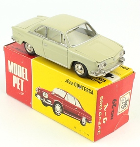 Model pet 29 hino contessa zz210