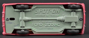 Spot on models 113 aston martin zz4142