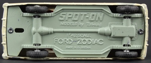 Spot on models 100 ford zodiac zz4152