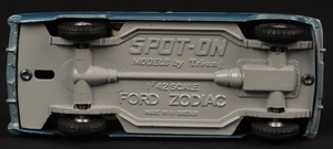 Spot on models 100 ford zodiac zz5492