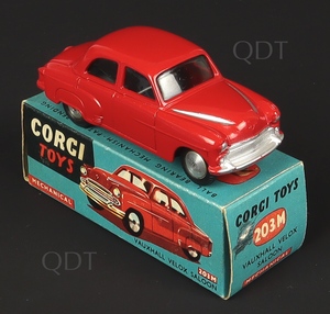 Corgi toys 203m vauxhall velox saloon zz621
