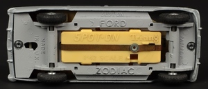 Spot on models 100sl ford zodiac zz6352