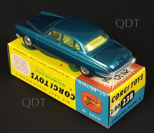 Corgi toys 238 jaguar mark x zz6741